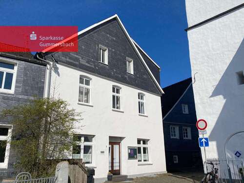 Foto - Haus zum Kaufen in Bergneustadt 199.000,00 € 157 m²