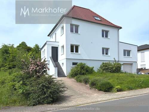 Foto - Haus zum Kaufen in Bexbach 599.000,00 € 250 m²