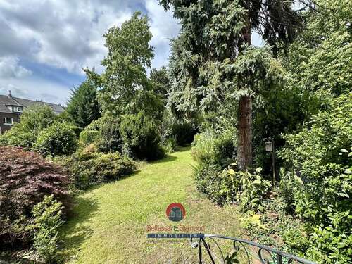 Foto - Haus zum Kaufen in Krefeld 325.000,00 € 141.89 m²