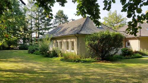 Foto - Haus zum Mieten in Georgsmarienenhütte 1.550,00 € 220 m²