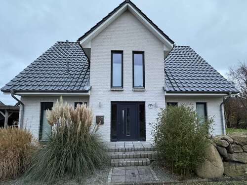 Foto - Haus zum Kaufen in Tating 649.000,00 € 135 m²