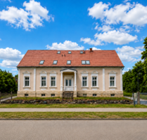 Haus zum Kaufen in Jacobsdorf 490.000,00 € 197 m²