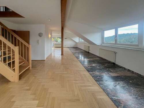 Foto - Wohnung zum Mieten in Cölbe 1.300,00 € 180 m²
