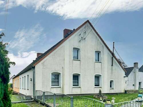 Foto - Haus zum Kaufen in Galenbeck 120.000,00 € 120 m²