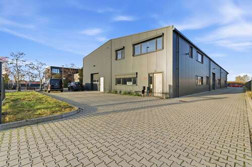 Foto - Halle in Neuss 1.299.000,00 € 594.72 m²