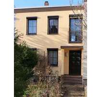 Haus zum Kaufen in Halle 319.000,00 € 138 m²