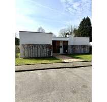 Haus zum Mieten in Mönchengladbach 2.000,00 € 178 m²