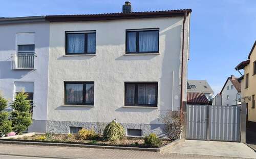 Foto - Haus zum Kaufen in Heddesheim 380.000,00 € 145 m²