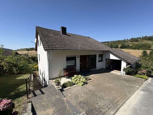 Foto - Haus zum Kaufen in Höxter 168.000,00 € 133 m²