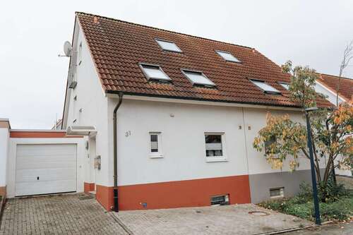 Foto - Haus zum Kaufen in Holzwickede 375.000,00 € 114.2 m²