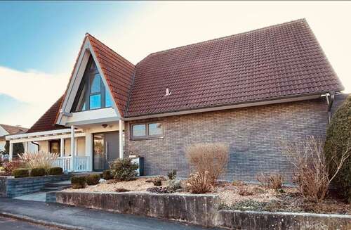 Foto - Haus zum Kaufen in Niestetal 749.000,00 € 356 m²