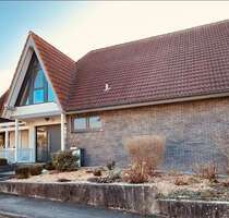 Haus zum Kaufen in Niestetal 749.000,00 € 356 m²