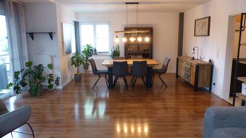 Foto - Wohnung zum Kaufen in Niederkassel 349.000,00 € 97 m²