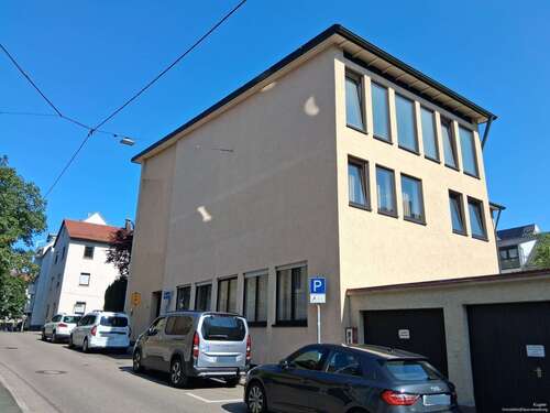 Foto - Haus zum Kaufen in Stuttgart Feuerbach 1.100.000,00 € 902 m²