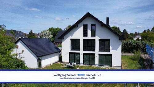 Foto - Haus zum Kaufen in Schönefeld Großziethen 1.099.000,00 € 247.85 m²