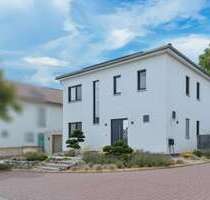 Haus zum Kaufen in Nidderau 990.000,00 € 163.33 m²
