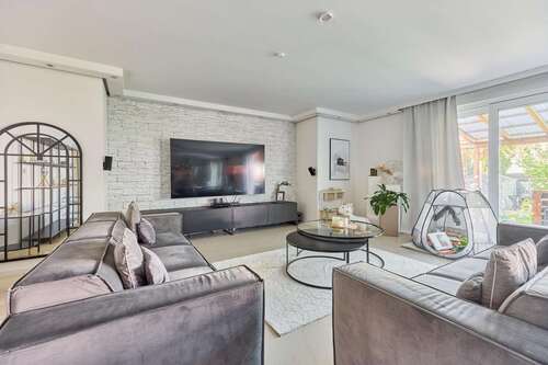 Foto - Haus zum Kaufen in Ludwigshafen 1.190.000,00 € 314 m²