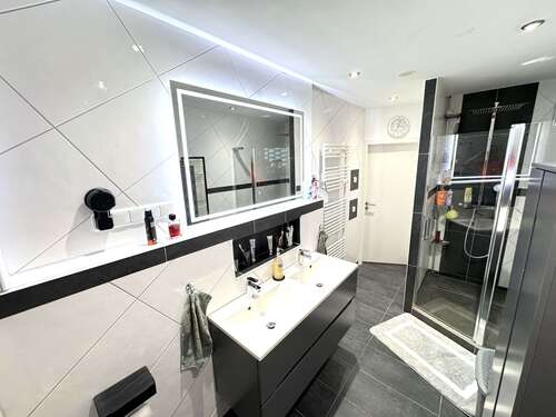 Foto - Wohnung zum Kaufen in Moers 219.000,00 € 88 m²
