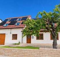 Haus zum Kaufen in Engen 499.000,00 € 175 m²