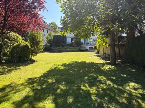 Foto - Haus zum Kaufen in Bad Homburg 1.150.000,00 € 200 m²