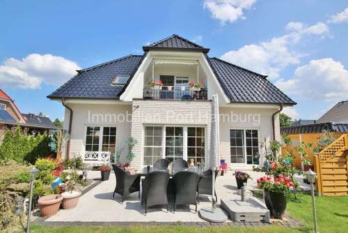 Foto - Haus zum Mieten in Ahrensfelde 4.120,00 € 260 m²