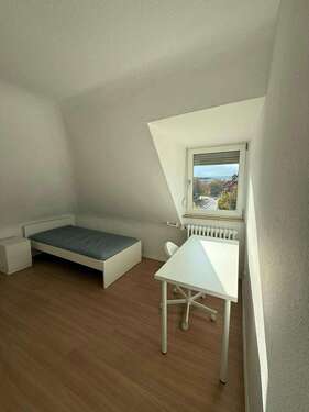 Foto - WG-Zimmer in Stuttgart 550,00 € 12 m²