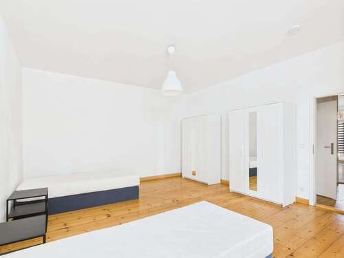 Foto - Wohnung zum Mieten in Berlin 310,00 € 93 m²