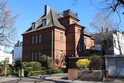 Foto - Haus zum Kaufen in Lübeck 1.295.000,00 € 420 m²