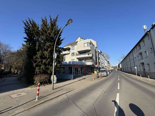 Foto - Einzelhandel in Düsseldorf 5.900,00 € 438 m²