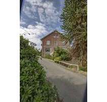 Haus zum Kaufen in Grünendeich 1.750.000,00 € 351 m²