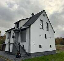 Haus zum Kaufen in Knüllwald 240.000,00 € 160 m²