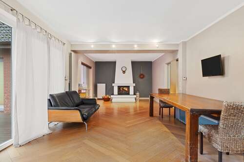 Foto - Haus zum Kaufen in Pinneberg 1.390.000,00 € 311 m²