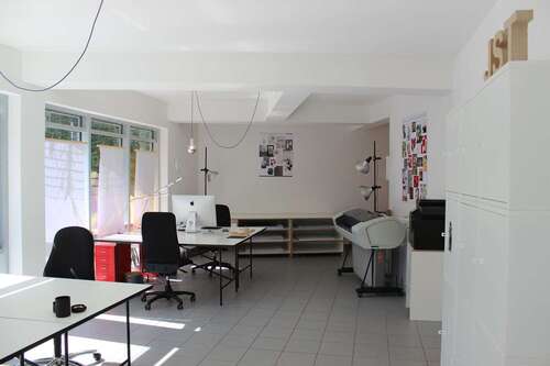 Foto - Büro in Tübingen 240,00 € 8 m² - 240,00 EUR Kaltmiete, ca.  8,00 m²