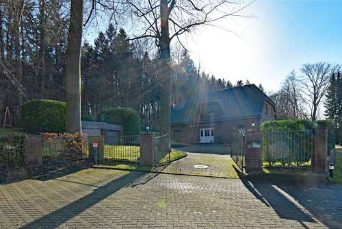 Foto - Haus zum Kaufen in Aumühle 1.250.000,00 € 344 m²