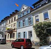 Haus zum Kaufen in Freiburg 1.200.000,00 € 208 m²