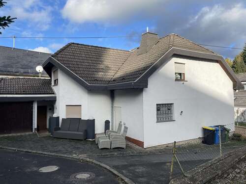 Foto - Haus zum Kaufen in Bickenbach 199.000,00 € 121 m²