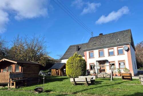 Foto - Haus zum Kaufen in Morbach Elzerath 122.000,00 € 150.37 m²