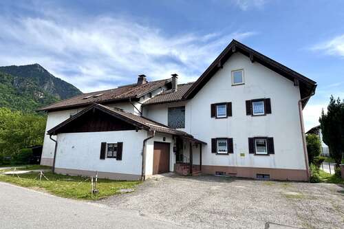 Foto - Haus zum Kaufen in Marquartstein 675.000,00 € 397 m²