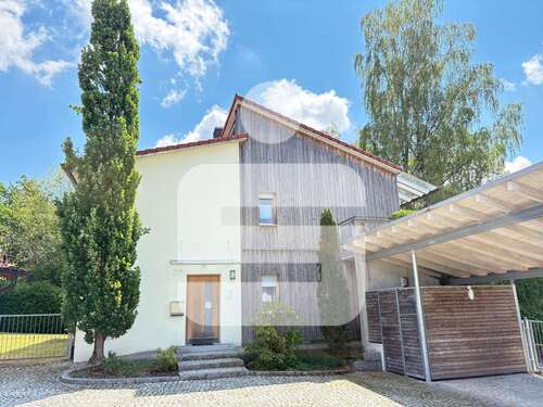 Foto - Haus zum Kaufen in Ortenburg 673.000,00 € 189.41 m²