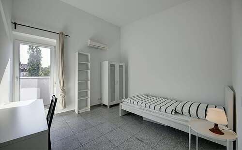 Foto - WG-Zimmer in Stuttgart 530,00 € 11 m²
