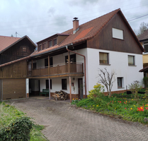 Haus zum Kaufen in Zell im Wiesental 298.000,00 € 187 m²