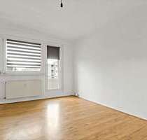 Wohnung zum Mieten in Halle (Saale) 335,00 € 61 m²