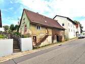 Haus zum Kaufen in Walzbachtal 88.000,00 € 80.37 m²