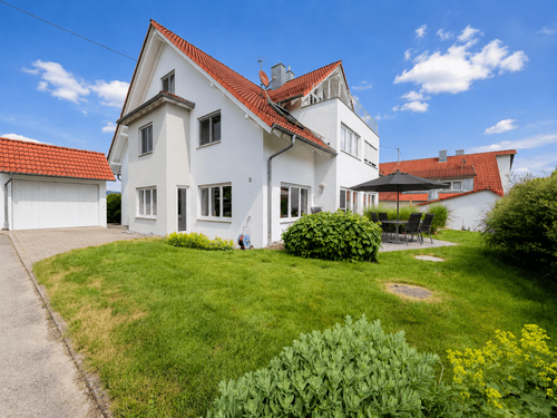 Foto - Haus zum Kaufen in Auenwald 695.000,00 € 175 m²