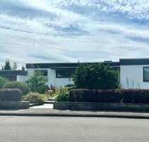 Haus zum Kaufen in Meinerzhagen Valbert 495.000,00 € 210 m² - Meinerzhagen / Valbert