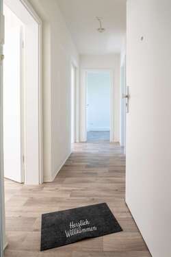 Foto - Wohnung zum Mieten in Schönebeck 377,00 € 58 m²