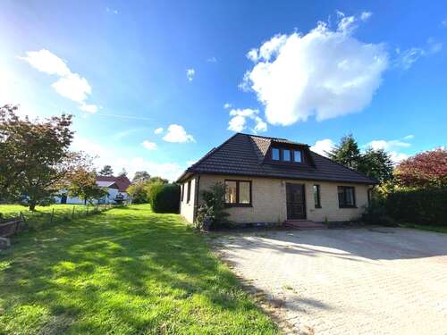 Foto - Haus zum Kaufen in Göldenitz 420.000,00 € 185 m²