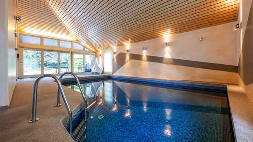 Foto - Haus zum Kaufen in Herrenberg 1.395.000,00 € 380.77 m²