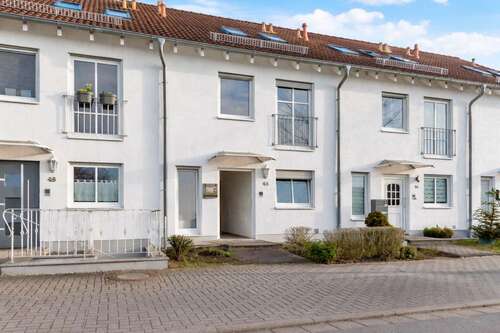 Foto - Haus zum Kaufen in Dieskau Zwintschöna 298.500,00 € 133 m²