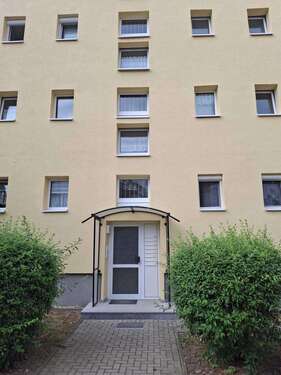 Foto - Wohnung zum Kaufen in Weißenfels 64.000,00 € 65 m²